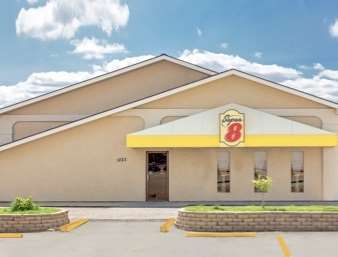 Super 8 By Wyndham Norfolk Motel Exterior foto